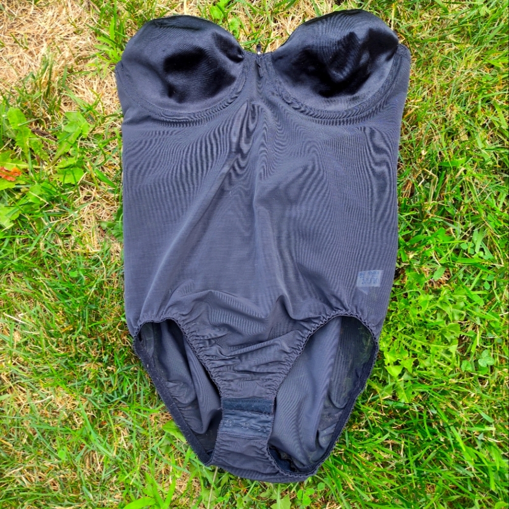 1990's one piece bralette camisole size small
